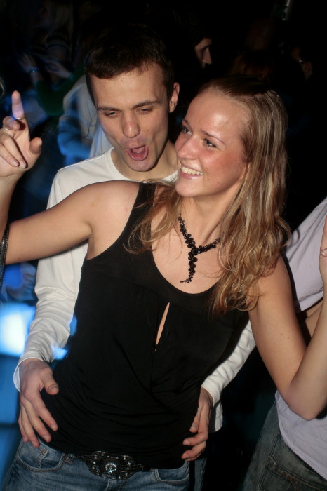 Ülikoolide esindajad võistlesid ISIClikus tutvustamisvoorus, videovoorus, Playboy võitlusvoorus, Adrenaliini duellivoorus ja RedBulli fast track voorus. Adrenaliin oli laes! DJ Kermo Hert.